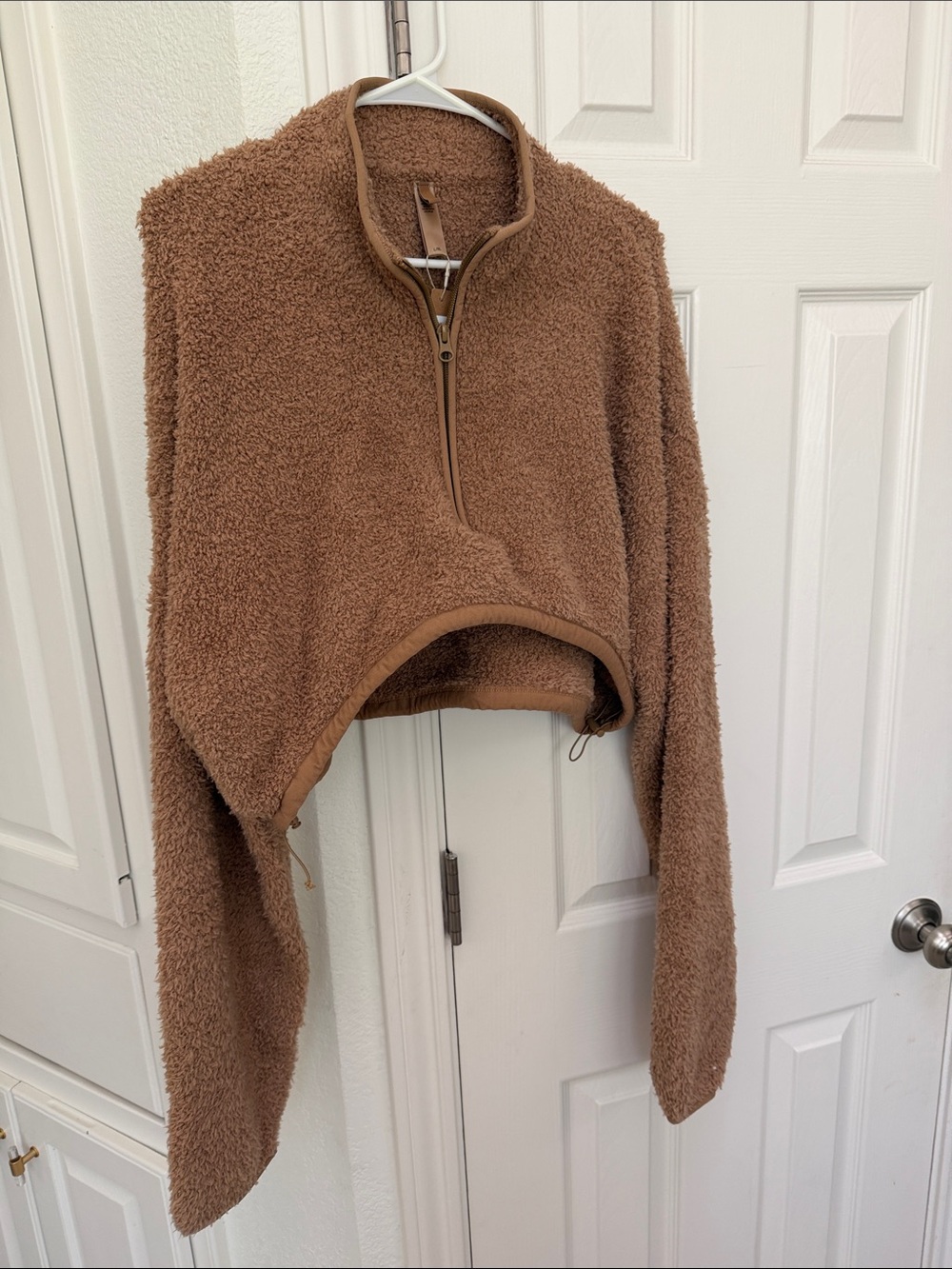 NWT L/XL Skims Cropped Sherpa Pullover Jacket in Brown